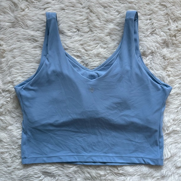 Athleta Sports Bra Transcend V-Neck Crop Bra Athletic Light Blue L - Picture 3 of 9